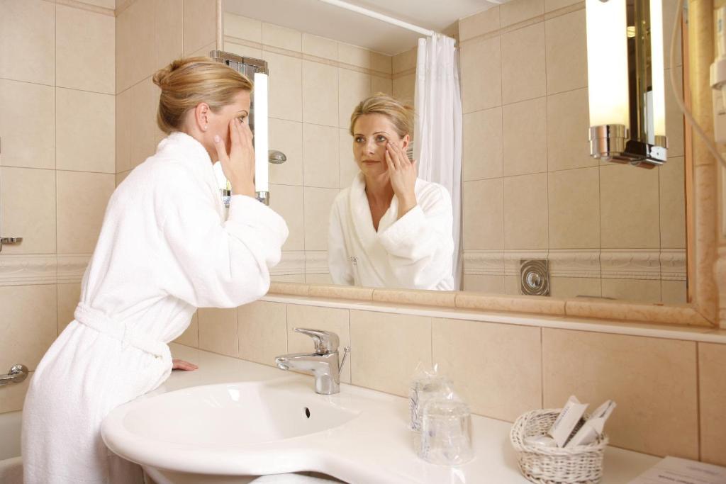 Vitalmed Hotel Sárvár Oda fotoğraf