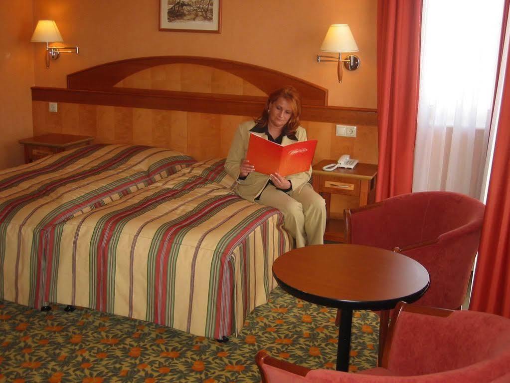 Vitalmed Hotel Sárvár Dış mekan fotoğraf