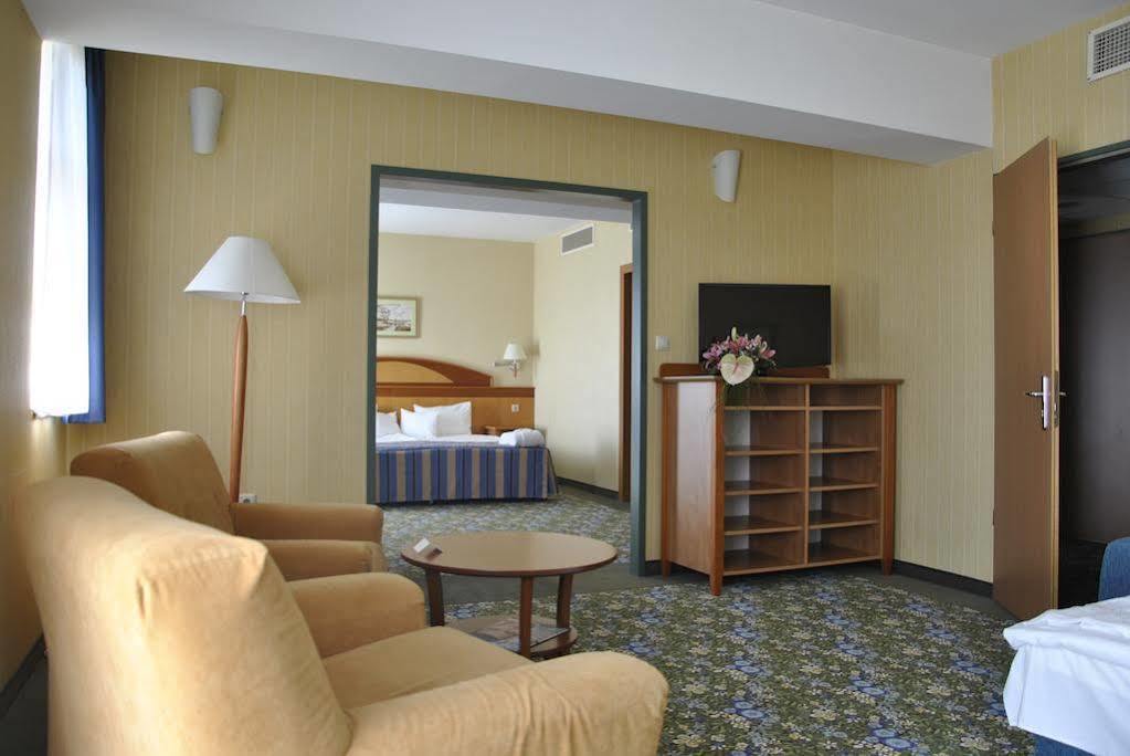 Vitalmed Hotel Sárvár Dış mekan fotoğraf