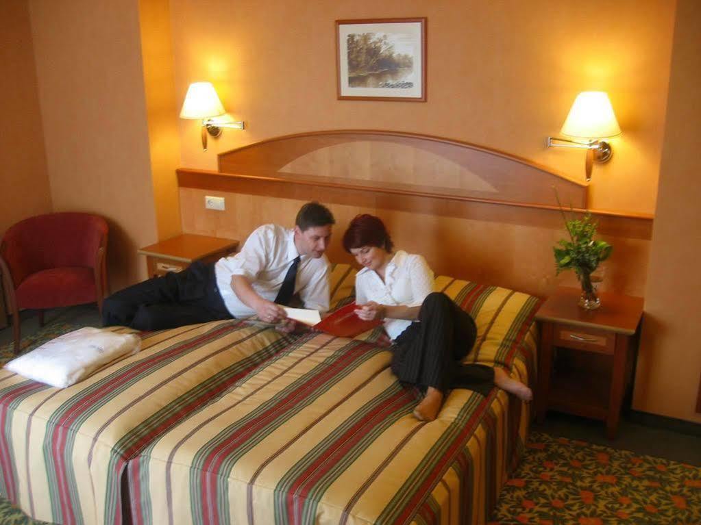 Vitalmed Hotel Sárvár Dış mekan fotoğraf