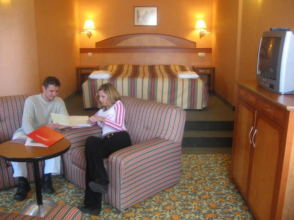Vitalmed Hotel Sárvár Dış mekan fotoğraf