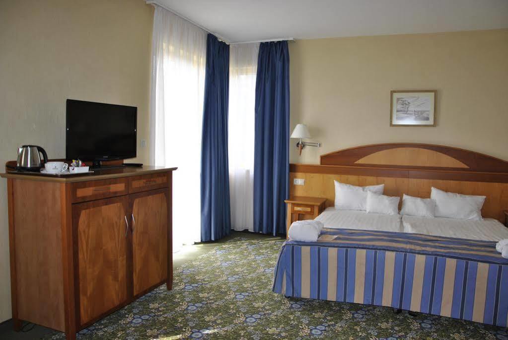 Vitalmed Hotel Sárvár Dış mekan fotoğraf